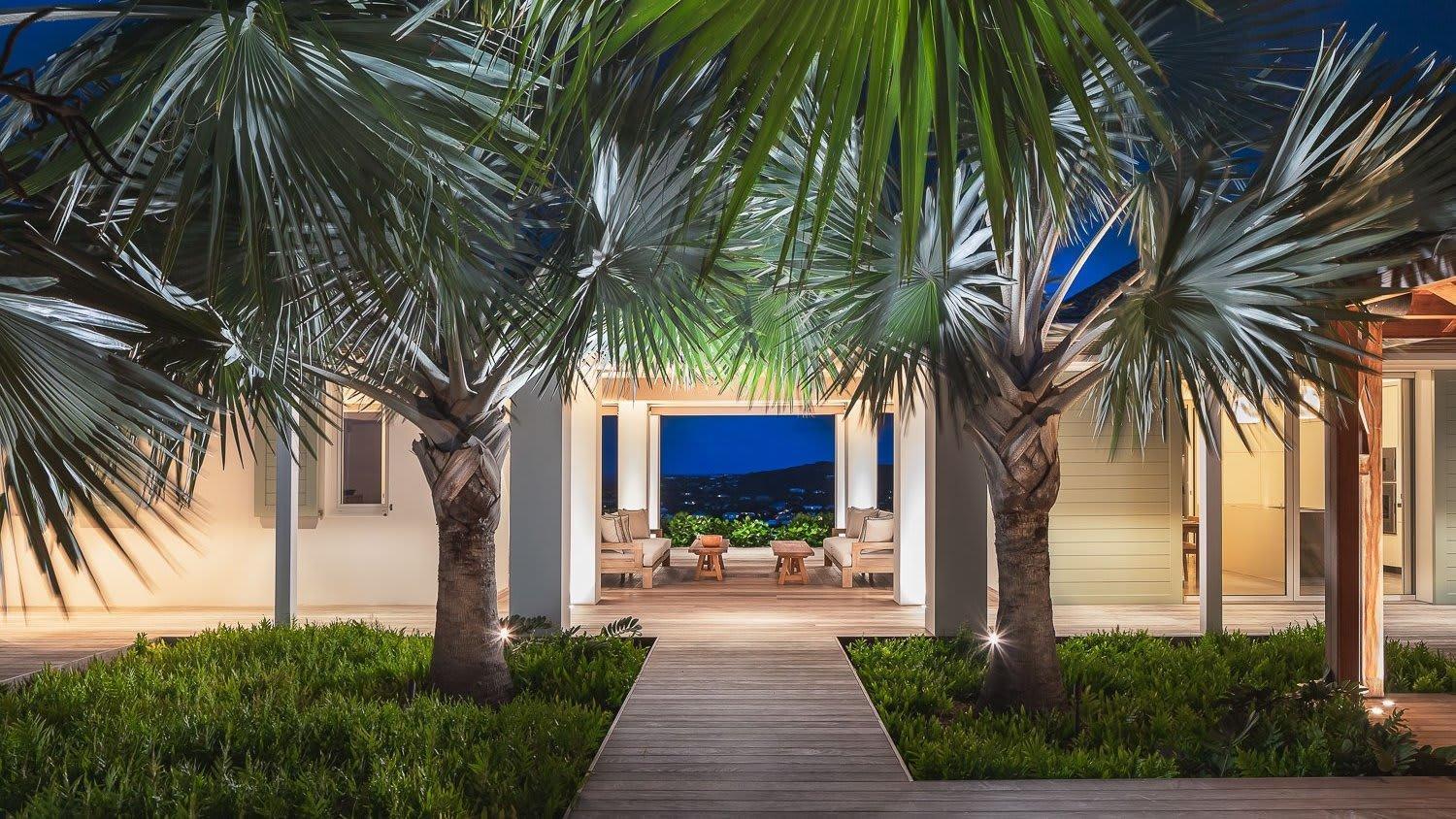 Ideally Located Prestigious Villa Toiny エクステリア 写真