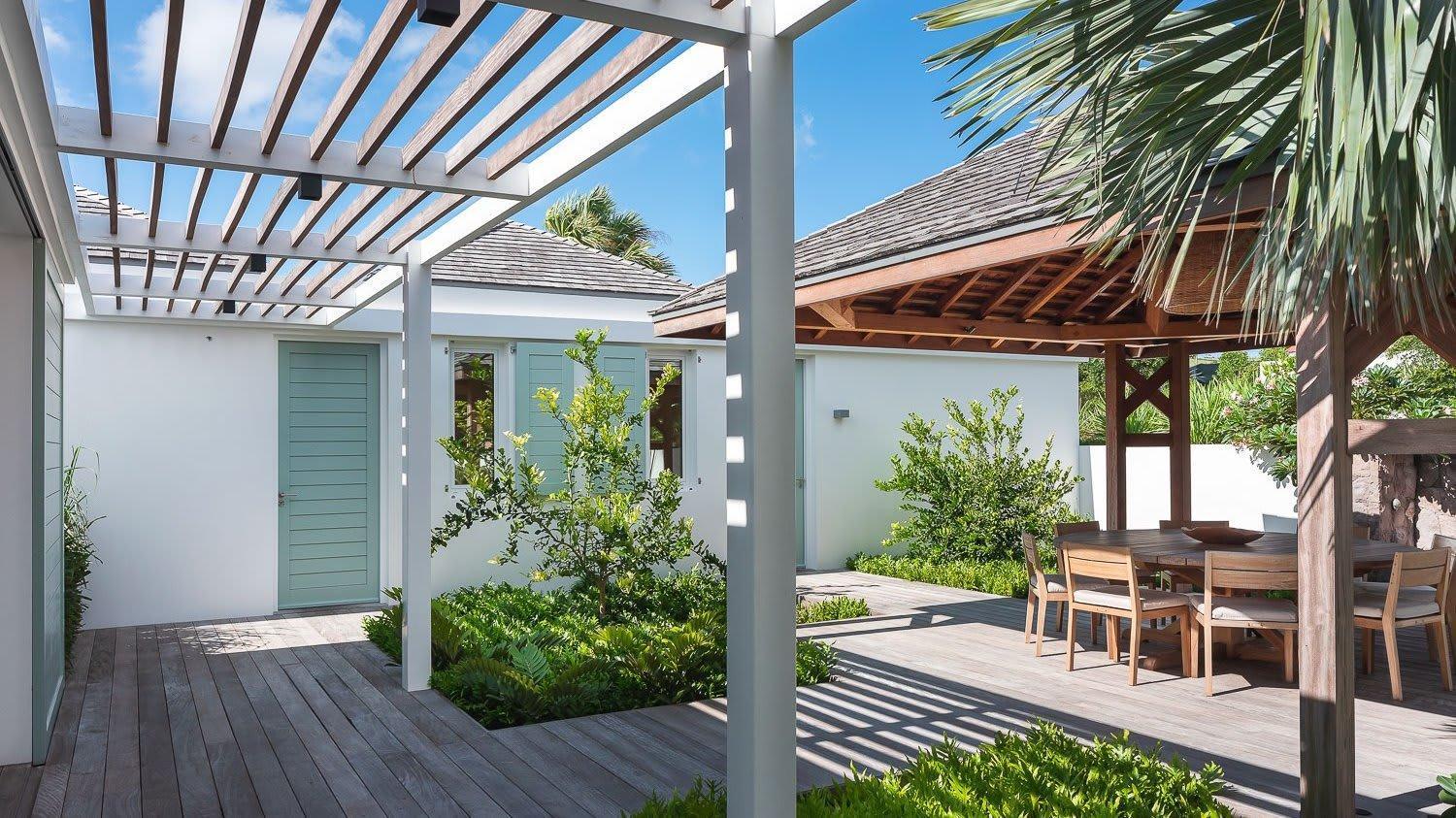 Ideally Located Prestigious Villa Toiny エクステリア 写真
