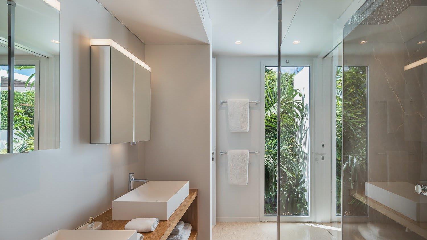 Ideally Located Prestigious Villa Toiny エクステリア 写真